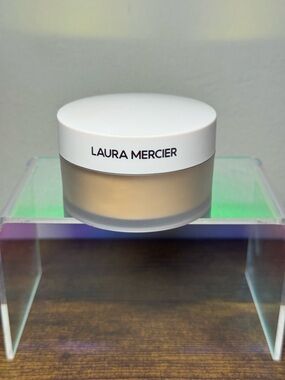 Laura Mercier Ultra-Blur Translucent Loose Setting Powder Translucent Honey